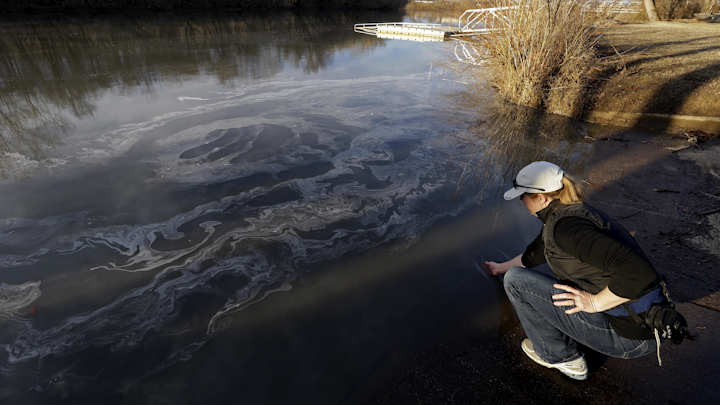 Content Dam Up En Articles Elp Archives 2014 03 Federal Grand Jury Looks Into Duke Energy Coal Ash Spill Leftcolumn Article Thumbnailimage File